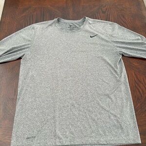 Nike Men's Gray Dri-FIT Shirt